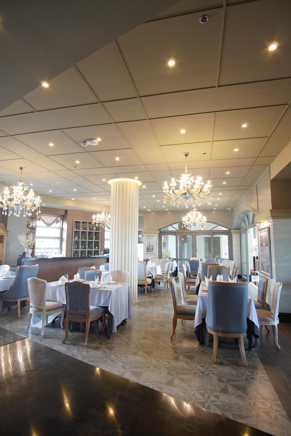 טגאיטאי Hotel Carlito Tagaytay מראה חיצוני תמונה