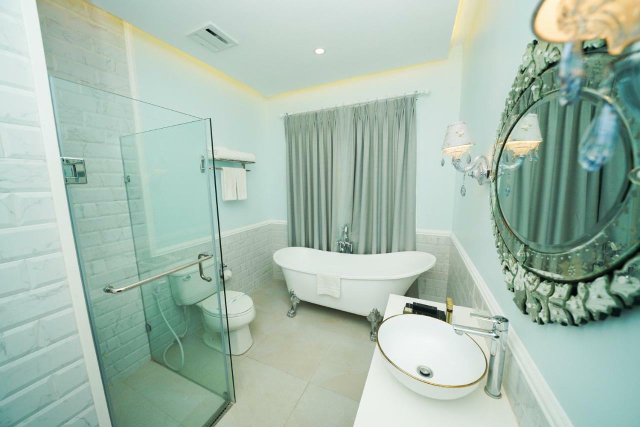 טגאיטאי Hotel Carlito Tagaytay מראה חיצוני תמונה