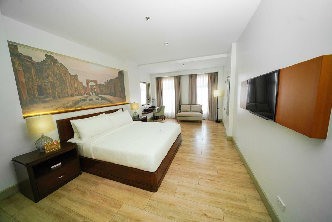 טגאיטאי Hotel Carlito Tagaytay מראה חיצוני תמונה