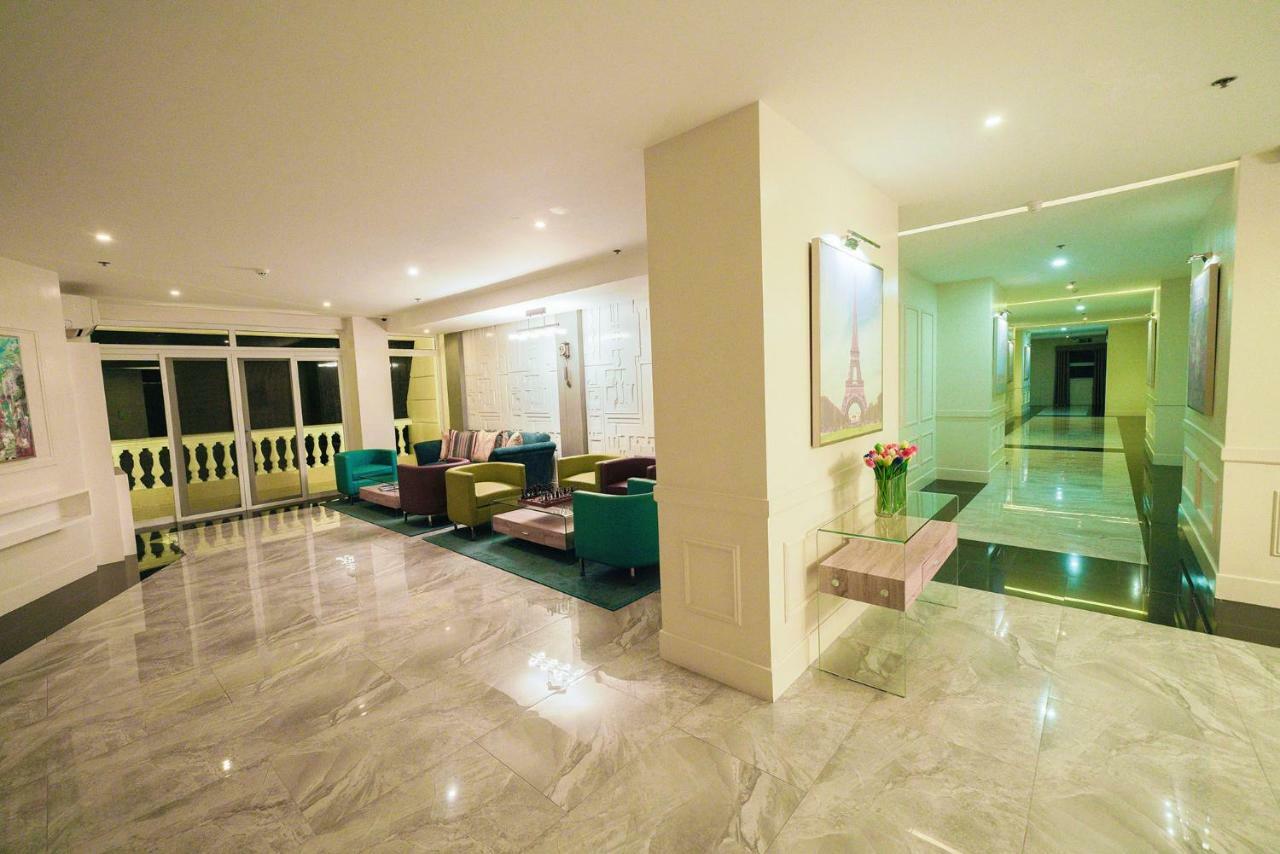 טגאיטאי Hotel Carlito Tagaytay מראה חיצוני תמונה